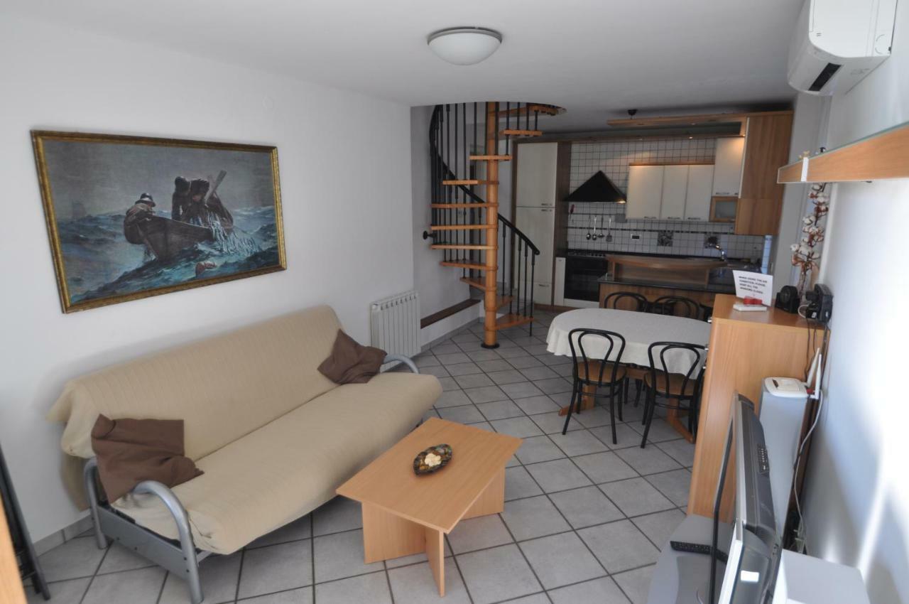 Apartment Orange Tree Порторож Екстериор снимка